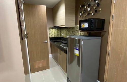 Paranaque Condominio | 2 BR Fully Furnished Condo in Parañaque with Pool and Parking - Bloom Unit 1134