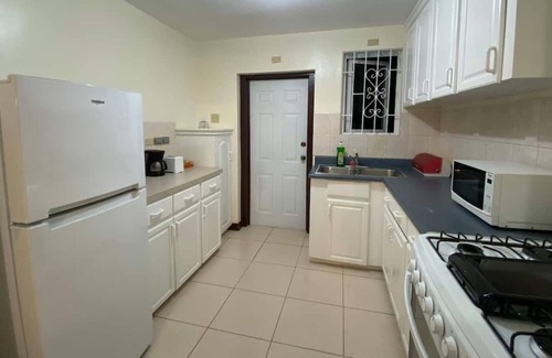 Welches Condominio | 2 BR Garden Condo NR Oistins #2
