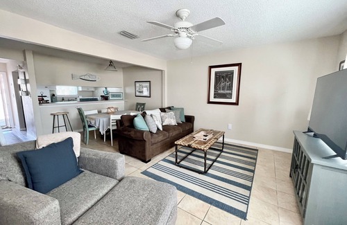 Sugar Beach Casa | 2 BR Gulf Front Complex / Se admiten mascotas / Piscina climatizada / Kayak