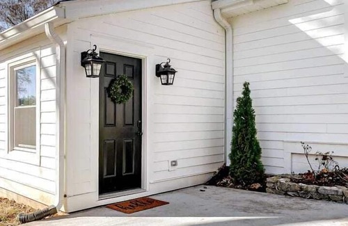Franklin Apartamento | 2 BR Highland House of Historic DWTN Franklin