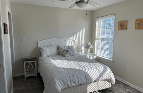 North Wildwood Casa | 2 Br Ocean View Penthouse Steps To Beach