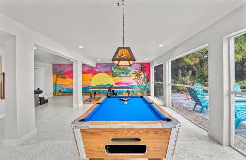 Siesta Key Casa | 2 Br Paradise Suite Walk To Beach, Pool, Hot Tub
