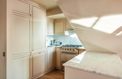 Chelsea Apartamento | 2 BR refurbishhed penthouse - Sloane Square Chelsea
