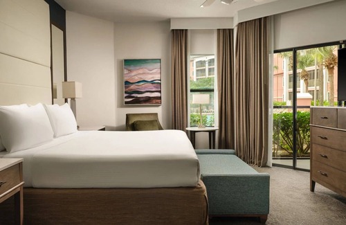 Florida Central Atlantic Coast Hotel | 2-BR Villa Suite at Caribe Royale Orlando, a 4 Diamond Resort w/ Outdoor Pool