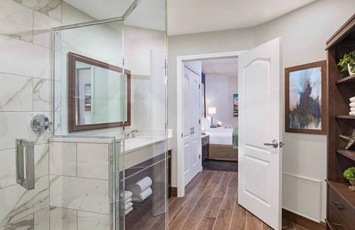 Florida Central Atlantic Coast Hotel | 2-BR Villa Suite at Caribe Royale Orlando, a 4 Diamond Resort w/ Outdoor Pool
