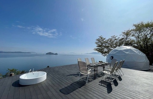 Kurahashi Casa | 2 BR Villa with Breathtaking Ocean View for 10 Ppl