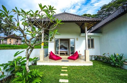 Melayang Villa | 2 BR Villa with open view of rice paddies & sunset