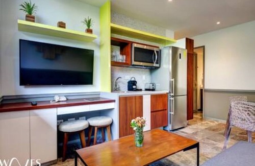 Centro Condominio | 2 Br. with Rooftop Pool and Stunning Ocean View