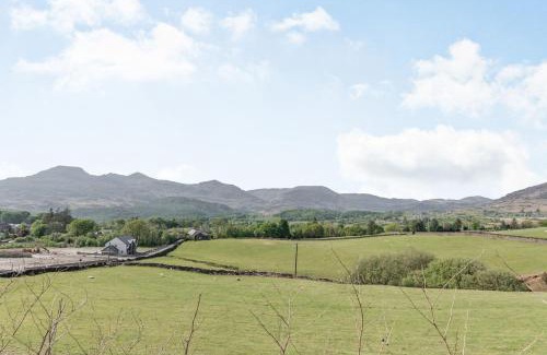 Ffestiniog Casa | 2 Bryn Tirion