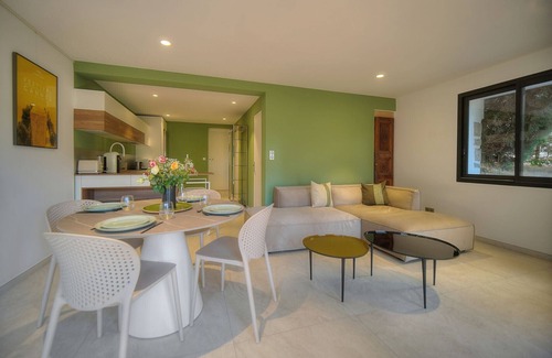 La Croix des Gardes Apartamento | 2 CHAMBRES JARDIN/TERRASSE ACCES PLAGES A2B241