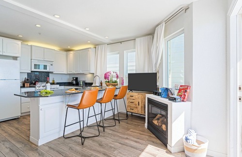 Cayucos Casa | 2 Coastal Studios at Cayucus | Beach Access + Ocean Views