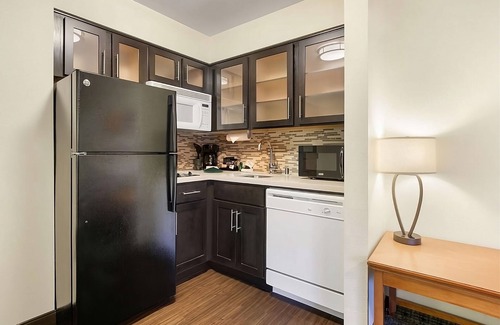 Carmel Mountain Ranch Hotel | 2 Comfortable Units w/ Complimentary Breakfast, Near San Diego Attractions