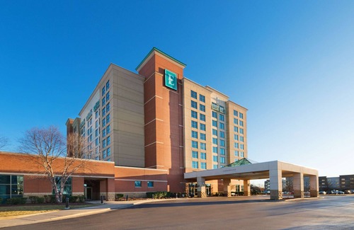 Murfreesboro Casa | 2 Connecting Suites at a Hotel