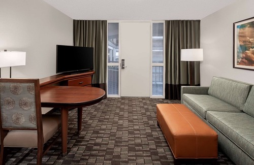 Nashville Hotel | 2 Connecting Suites at a Hotel