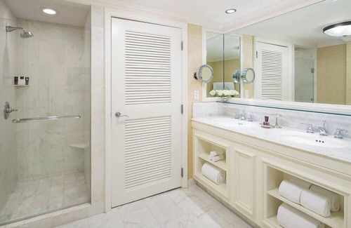 Florida Central Atlantic Coast Hotel | 2 Connecting Suites at a 5⭐️ Hotel