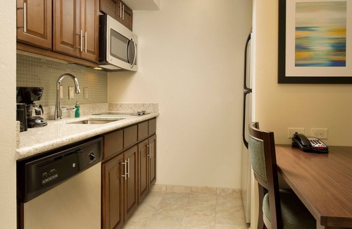 West San Antonio Apartamento | 2 Connecting Suites at a Hotel