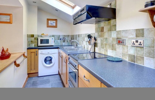 Penrhyndeudraeth Casa | En Penrhndeudraeth es una vieja casa de campo de los primeros dieciocho cientos 2 Efail Wen semi separado con