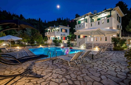Agios Nikitas Villa | Agios Nikitas, 2 nuevas villas con piscina, piscinas exclusivas, a 3 minutos de las playas, vistas al mar