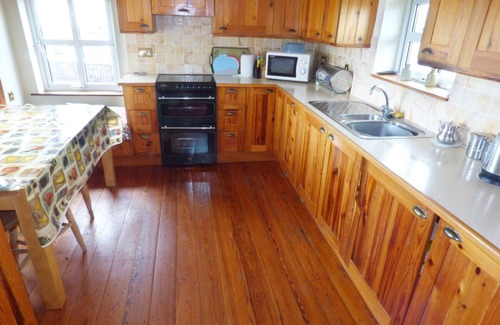 Tullaghan Cabaña | 2 FISHERY COTTAGES, pet friendly in Bundoran, County Donegal