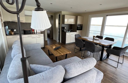 Laasow Alquiler De Eote | 2. floating vacation home Möwe 2 - Floating vacation homes Gräbendorfer See