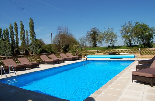 Argouges Casa | 2 joyas de la casa de campo con piscina 20min Mont Saint Michel