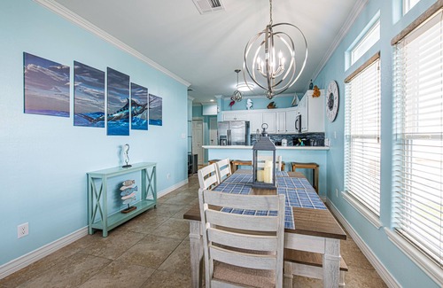Port Aransas Casa | 2 Homes- Perfect location for large families or groups. Pool, Walk to BEACH