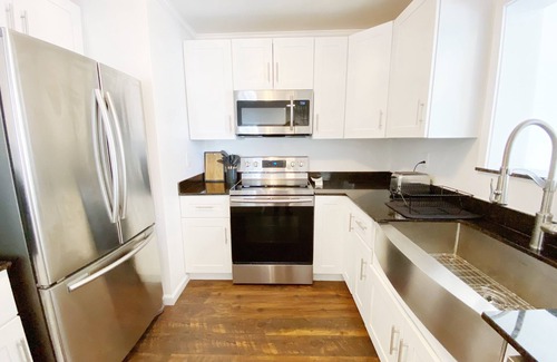 Myrtle Grove Casa | 2 HOUSES!! Dreamy Villa & Tiny House! Large pool!