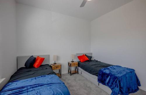 Southeast Houston Apartamento | 2 Houses for Large Groups Near NRG, Toyota Stadiums