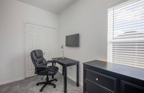 Southeast Houston Apartamento | 2 Houses for Large Groups Near NRG, Toyota Stadiums