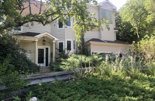Villas Casa | 2 houses from Delaware Bay water views & hot tub