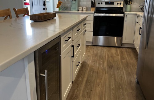 Whalehead Beach Condominio | “2 Impulsive” Luxury Condo Steps from the beach in the Beach Club at Whalehead