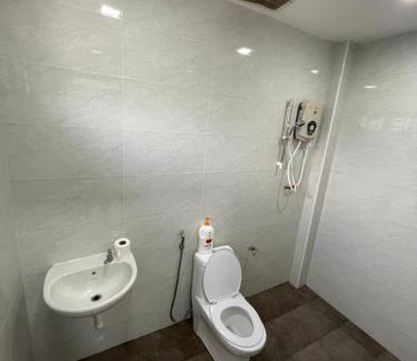 Ulu Tiram Casa | 2 JB Adda Daya Setia Eco Austin 24paxs Pool Table Karaoke BBQ Corner Unit