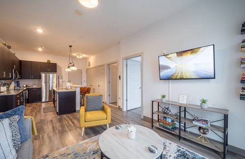 Hackensack Apartamento | 2 King Bed 2 Bath Easy ride to NYC and Shopping