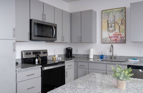 Pelham Apartamento | 2 King Suites + Pool Near Oak Mountain