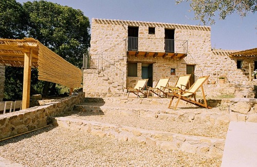 Baunei Casa | 2 km from the sea stone farmhouse immersed in the true Sardinian countryside - sleeps 8