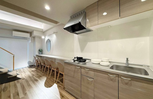 Hiroshima City Centre Apartamento | 2-Level Group Stay | 10-min to Hiroshima Station