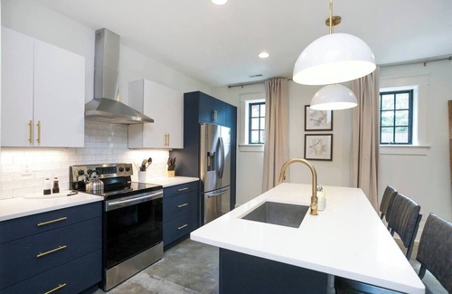 Hillsboro Village Casa | 2 Townhomes | Walk to Belmont!