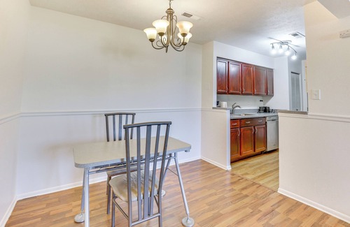 Stow Casa | 2 Mi to Bow Wow Beach: Townhome w/ Pool Access!