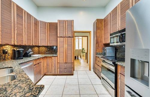 Temple Crest Casa | 2 Mi to Busch Gardens: Retreat in Scenic Community