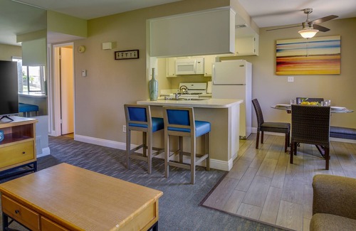 Indio Condominio | 2 Mi to Coachella & Stagecoach: Condo w/ Pool
