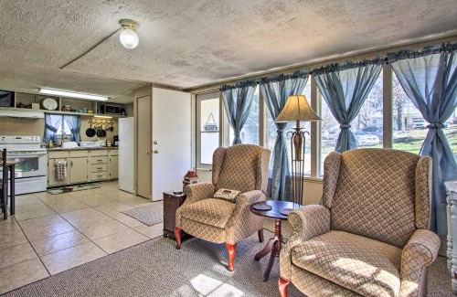 Knoxville Casa | 2 Mi to Downtown Knoxville Cozy Home with Patio