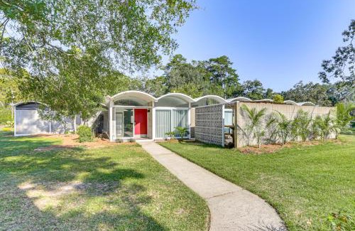 Tallahassee Casa | 2 Mi to FSU Unique Home with Patio and Spacious Yard
