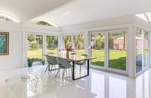 Tallahassee Casa | 2 Mi to FSU Unique Home with Patio and Spacious Yard
