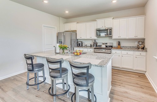 Carolina Forest Casa | 2 Mi to Golf: Myrtle Beach Home w/ Pool Access!