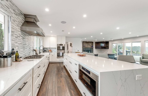 Poway Casa | 2 Mi to Lake Poway: Mtn-View Escape w/ Patio!
