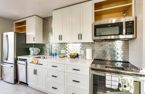 Linda Vista Casa | 2 Mi to Mission Valley Chic Home with Patio!