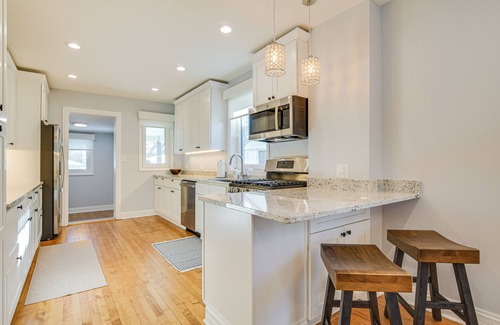 Evanston Casa | 2 Mi to Northwestern: Updated Home w/ Game Room!