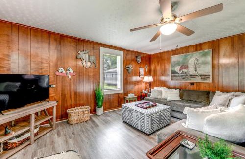 Cashiers Casa | 2 Mi to Ski Sapphire Pet-Friendly Cashiers Cabin