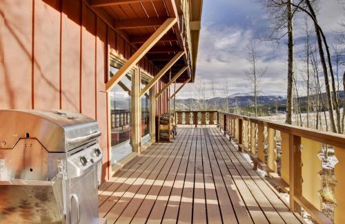 Breckenridge Casa | 2 Mi to Slopes Mtn-View Breckenridge Getaway!