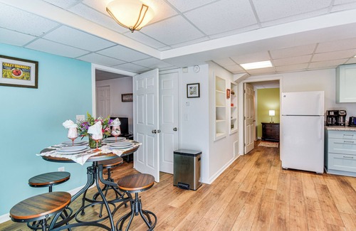 Toccoa Apartamento | 2 Mi to Toccoa Falls: Cozy Getaway w/ Fire Pit!